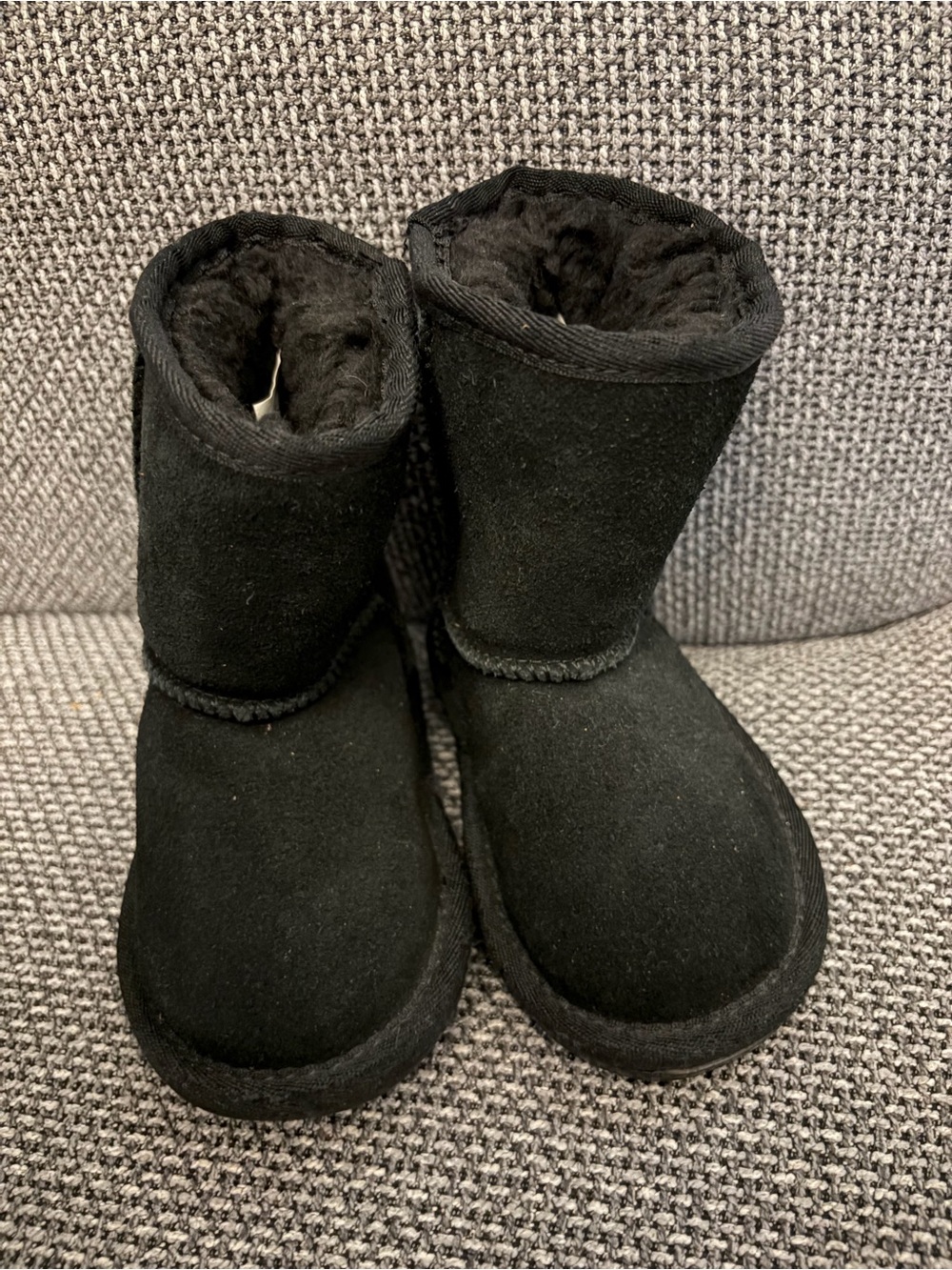 Koolaburra by UGG Kids' Koola Short Girls Cozy Soft Boots Size 5